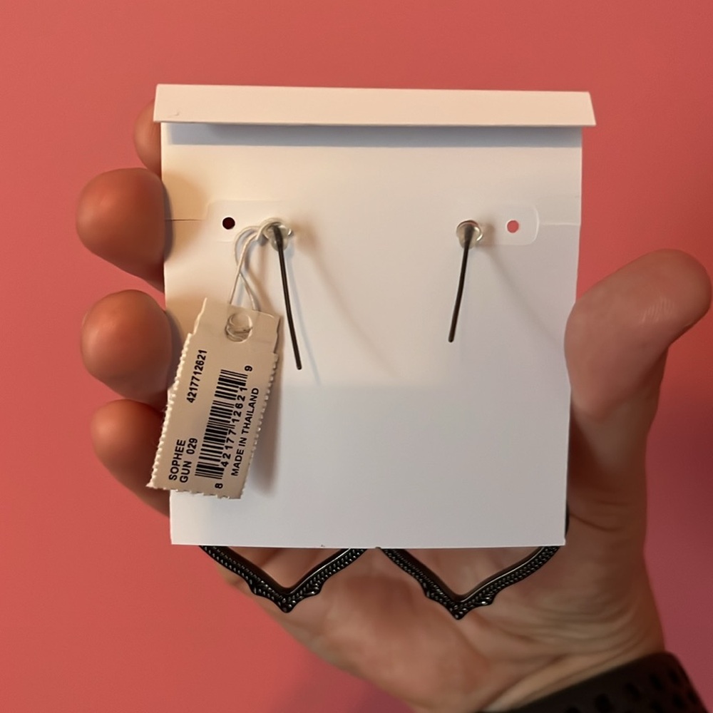 Kendra Scott Sophee earrings - Picture 2 of 5